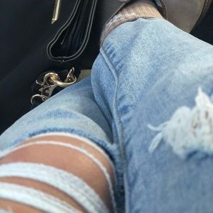 Meet your Posher, Leona